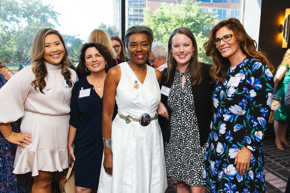 womens-group-1000x667